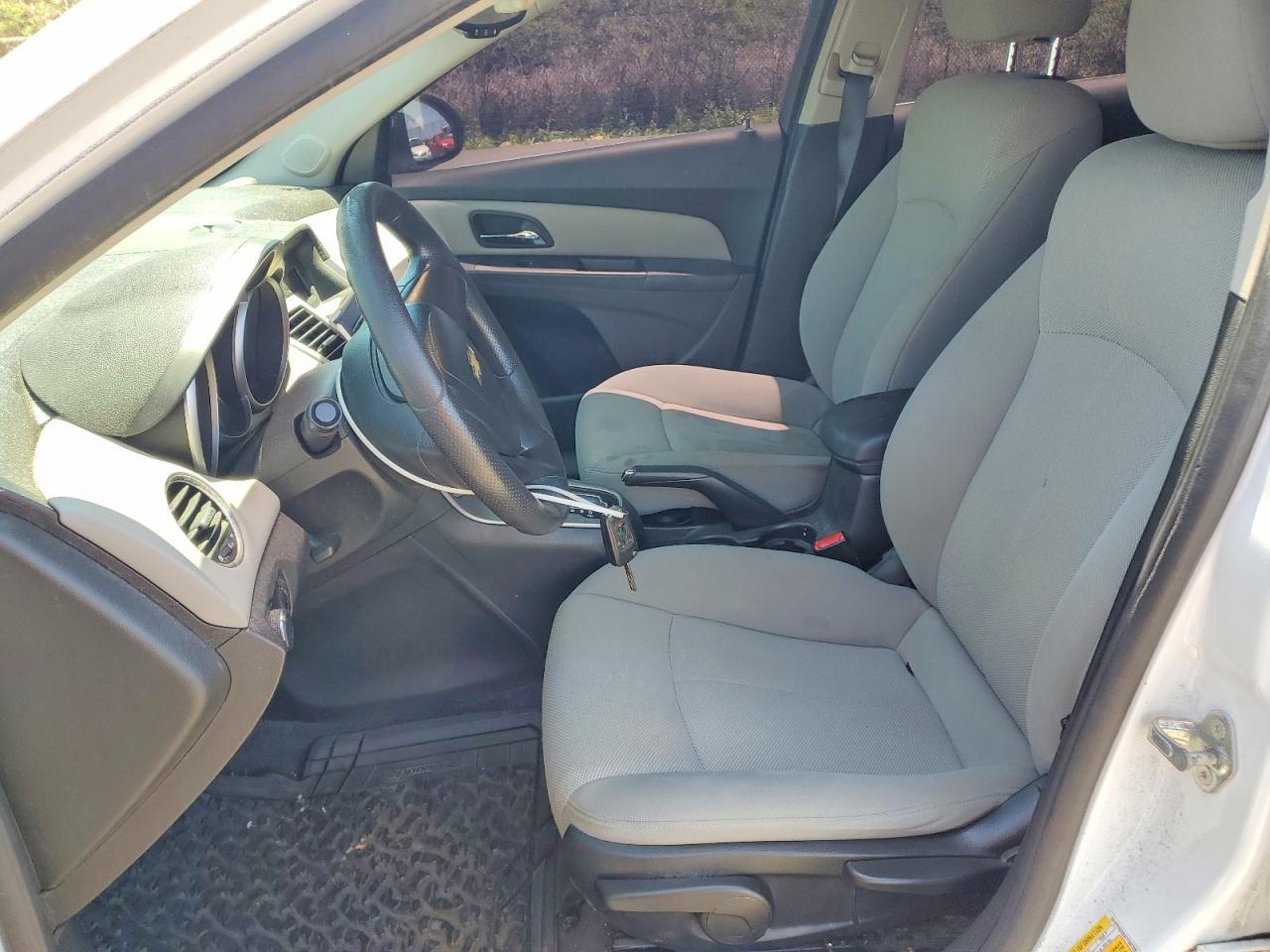 2011 Chevrolet Cruze - Фото 7