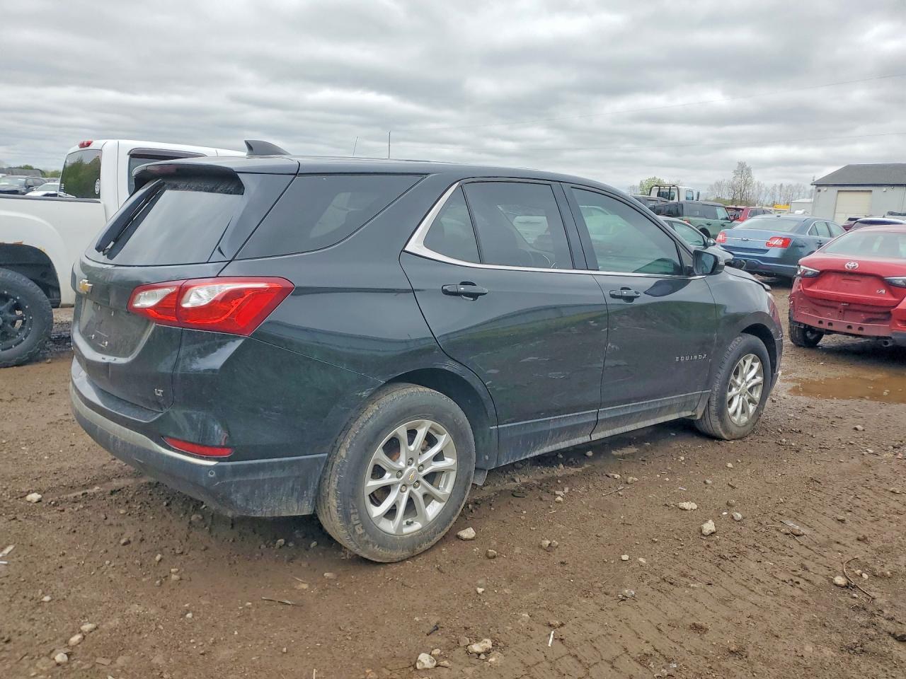 2018 Chevrolet Equinox Lt - Image 3