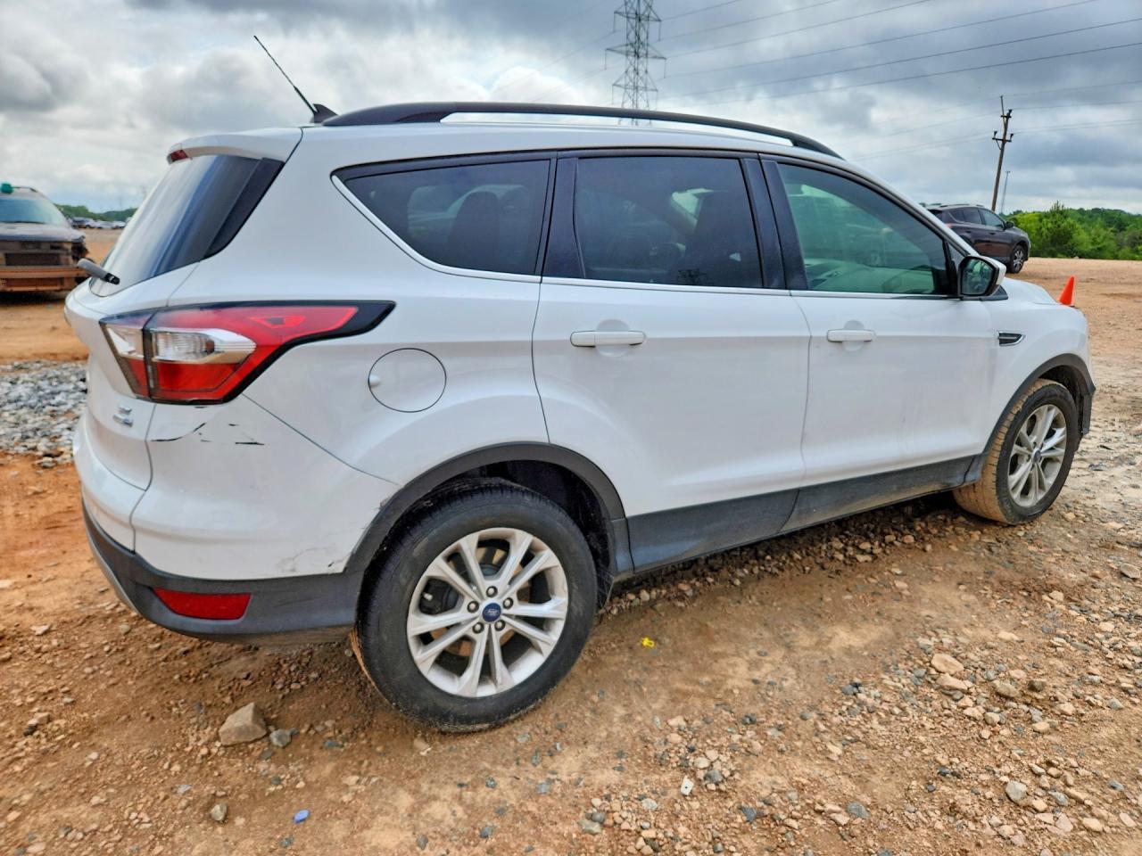 2018 Ford Escape Se - Фото 3