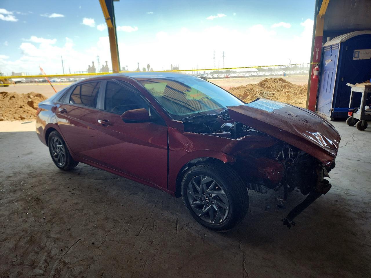 2024 Hyundai Elantra Sel - Фото 4