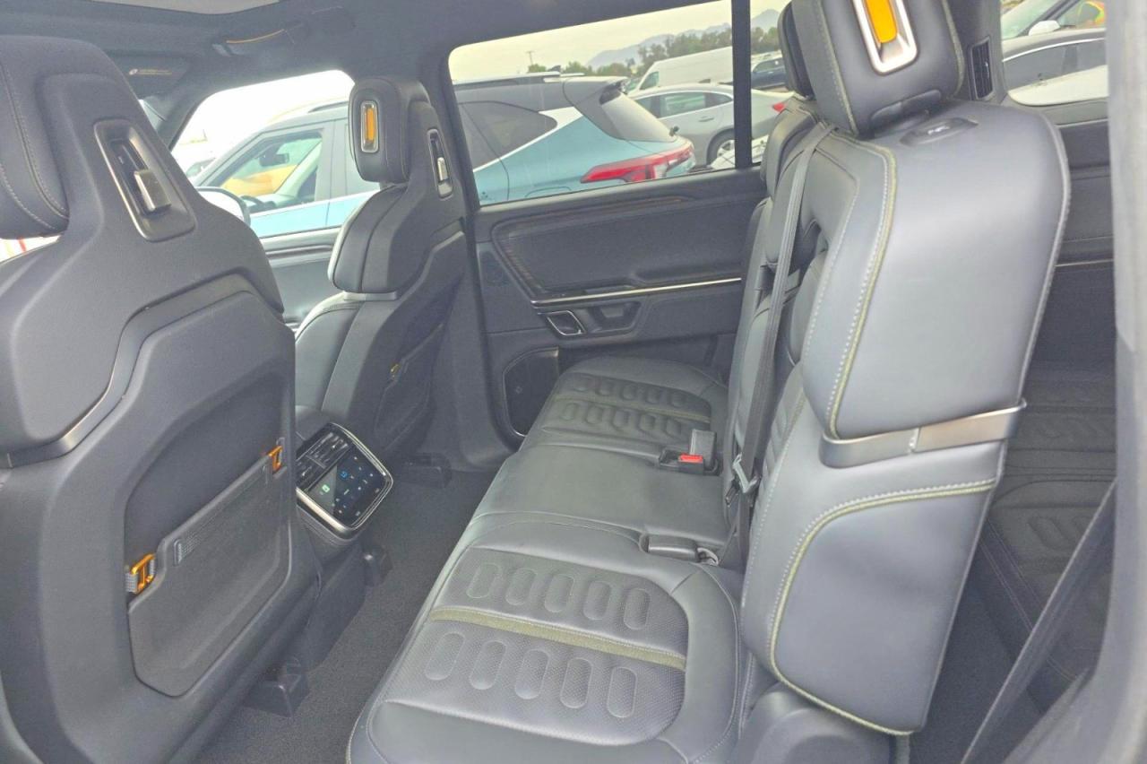 2023 Rivian R1S Adventure - Image 6