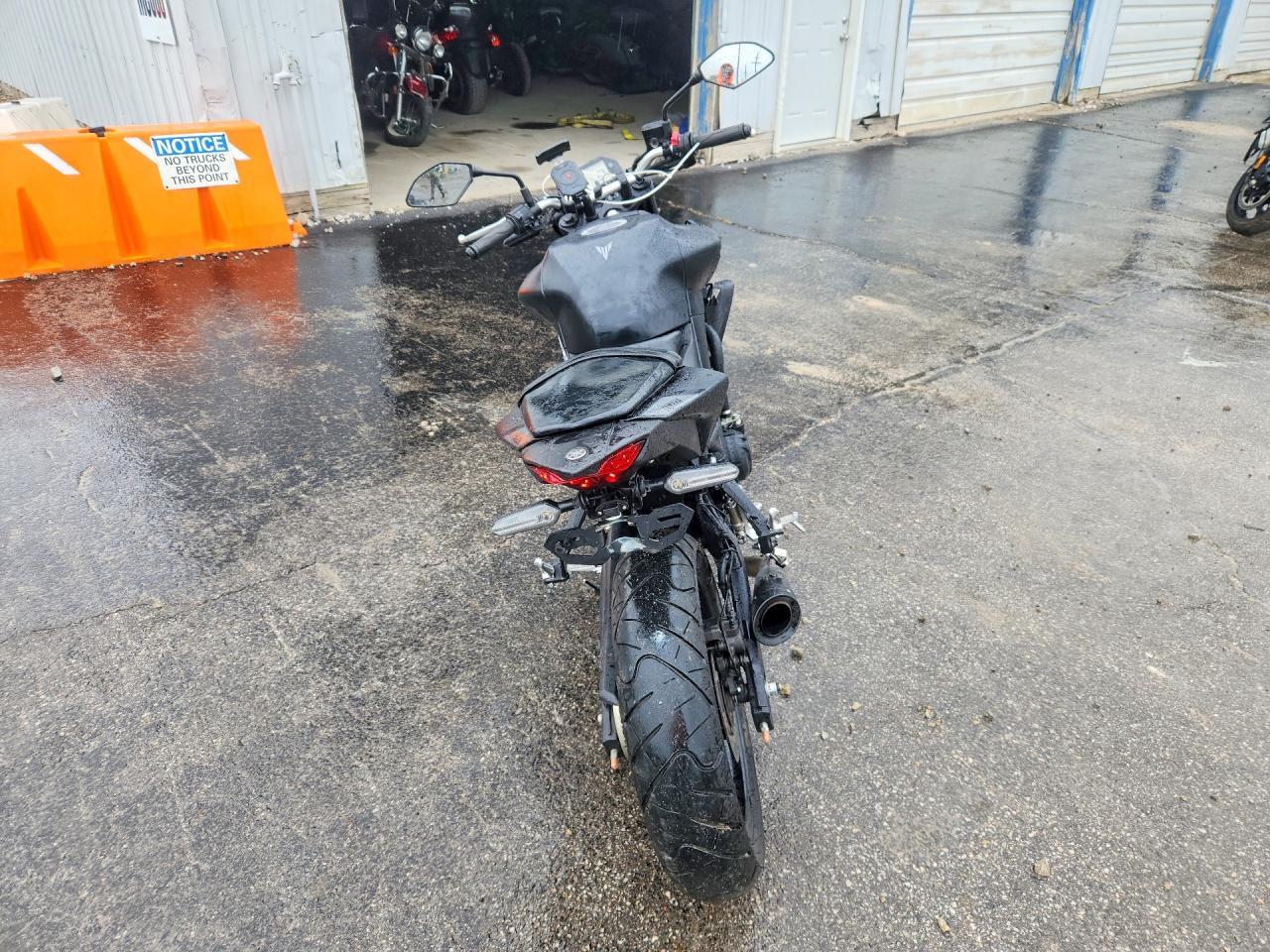 2022 Yamaha Mt-03 - Фото 4