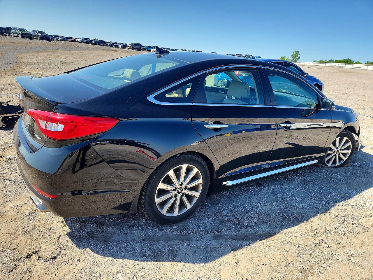 2017 Hyundai Sonata Limited - Image 3