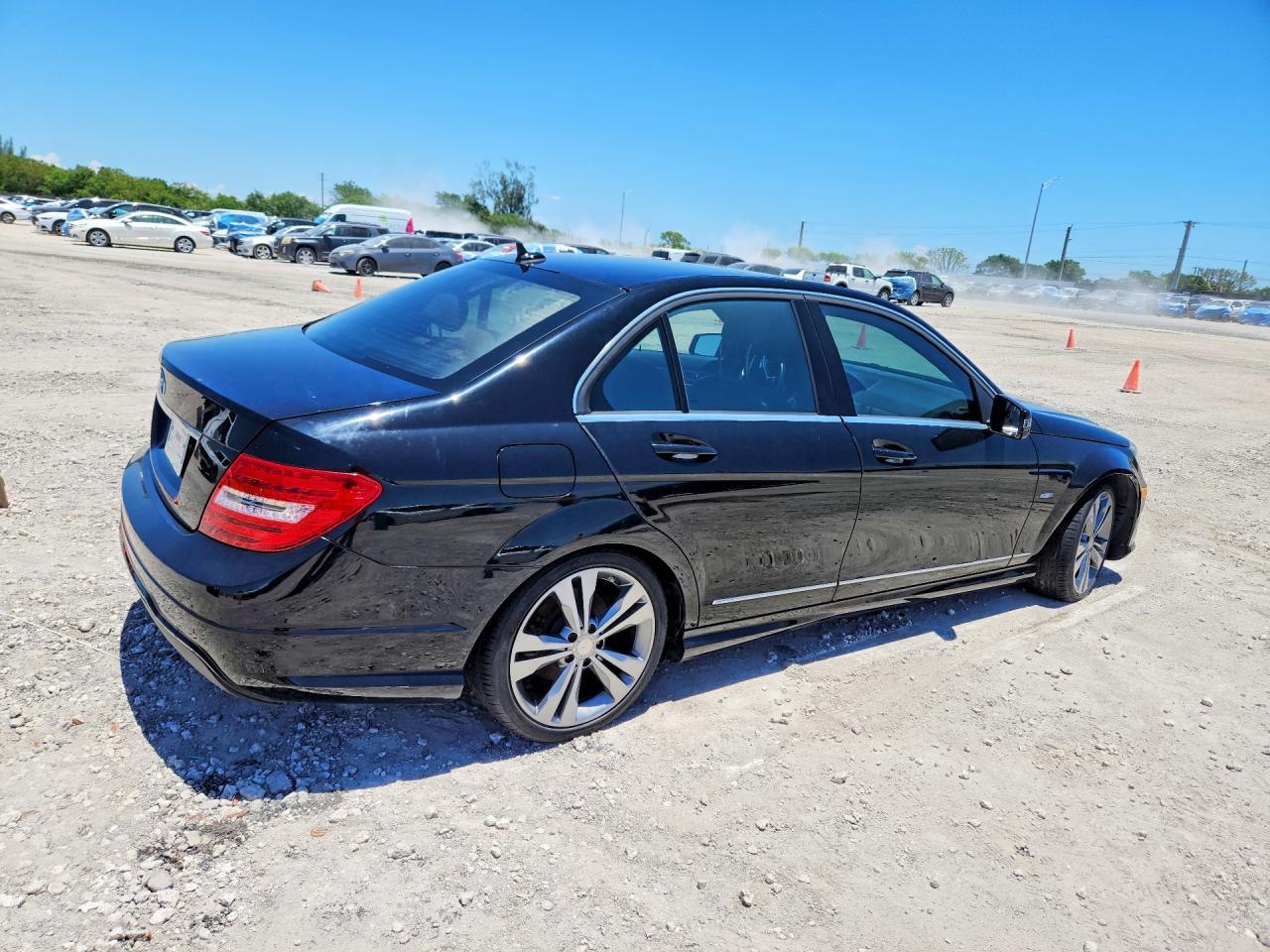 2012 Mercedes-Benz C 250 - Image 3