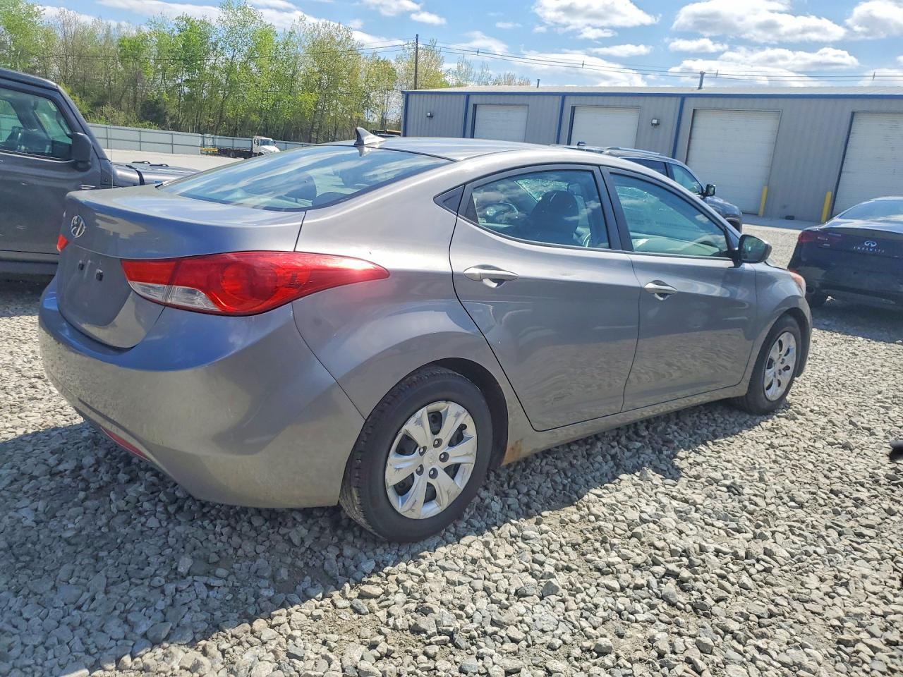 2011 Hyundai Elantra Gls - Фото 3