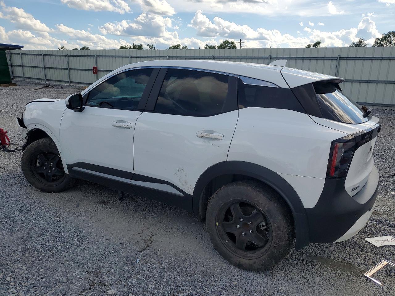 2025 Nissan Kicks Sv - Фото 2