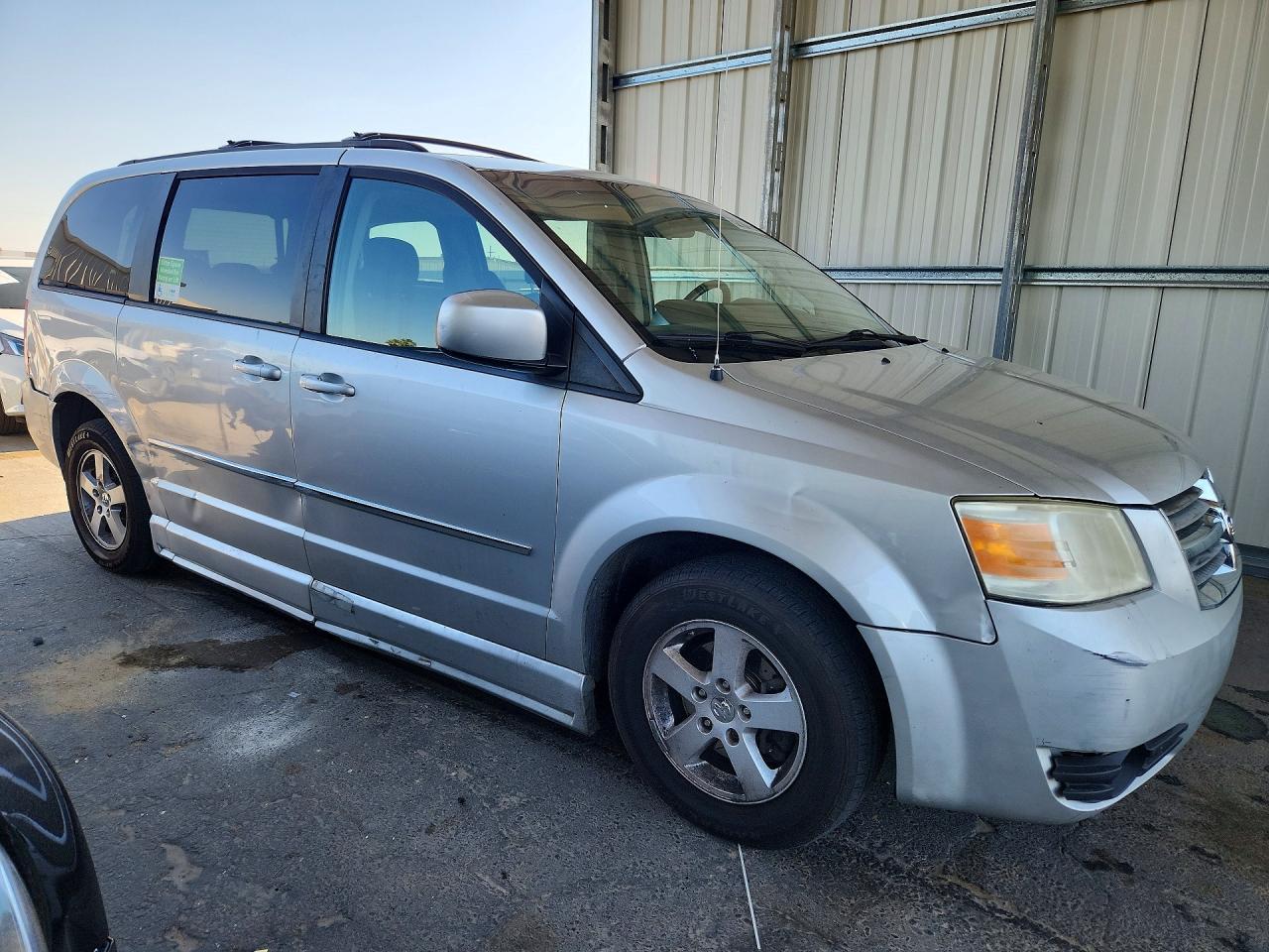 2010 Dodge Grand Caravan Sxt - Фото 4