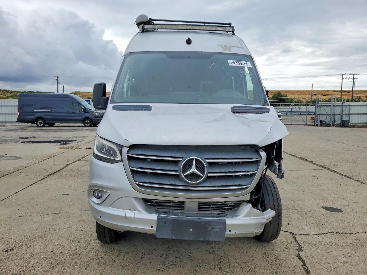2022 Winnebago Sprinter 3 - Image 5