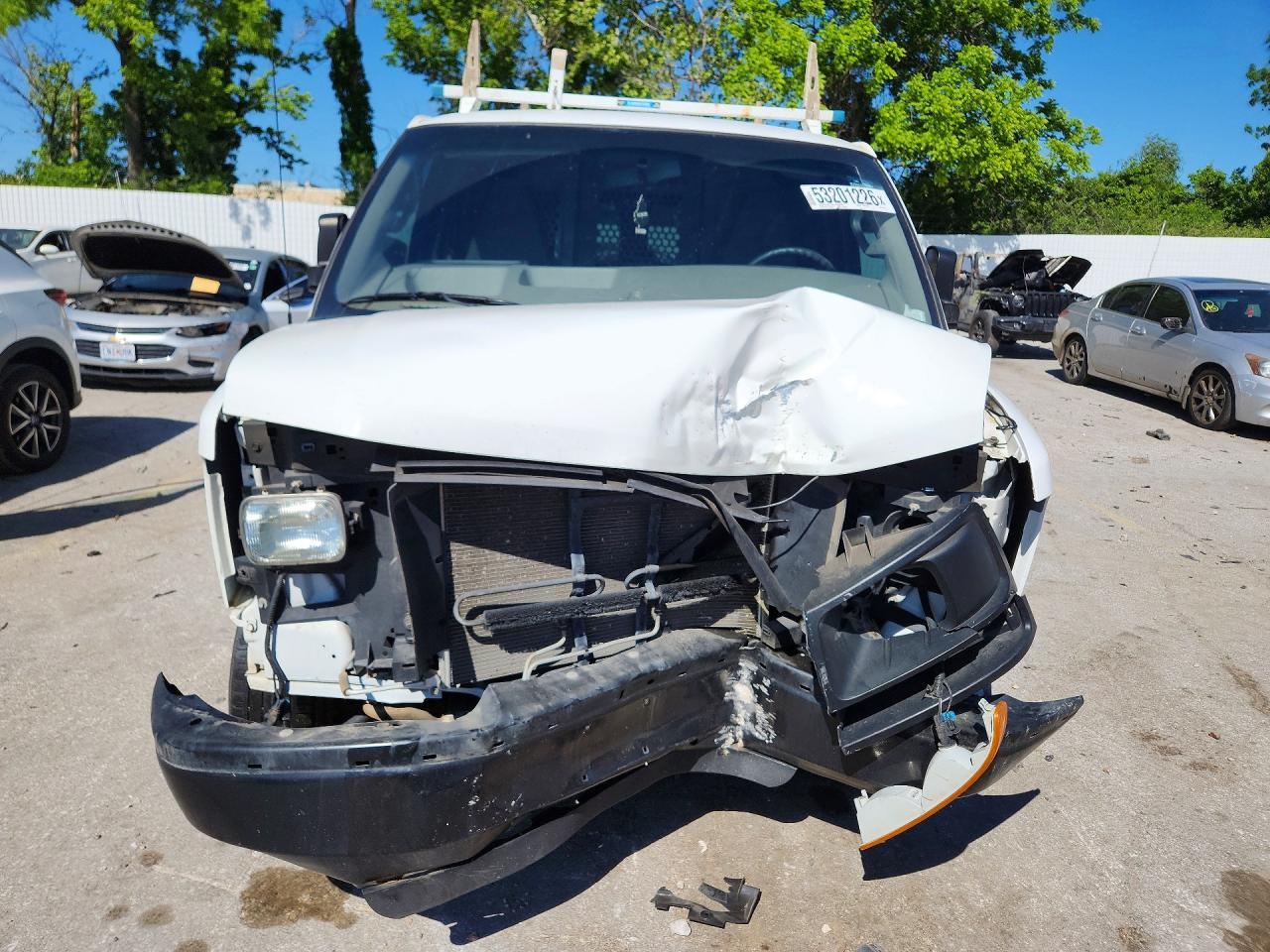2016 GMC Savana G2500 - Фото 5