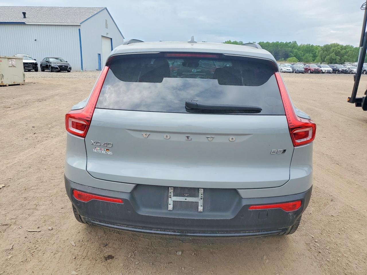 2024 Volvo Xc40 Ultimate - Image 6