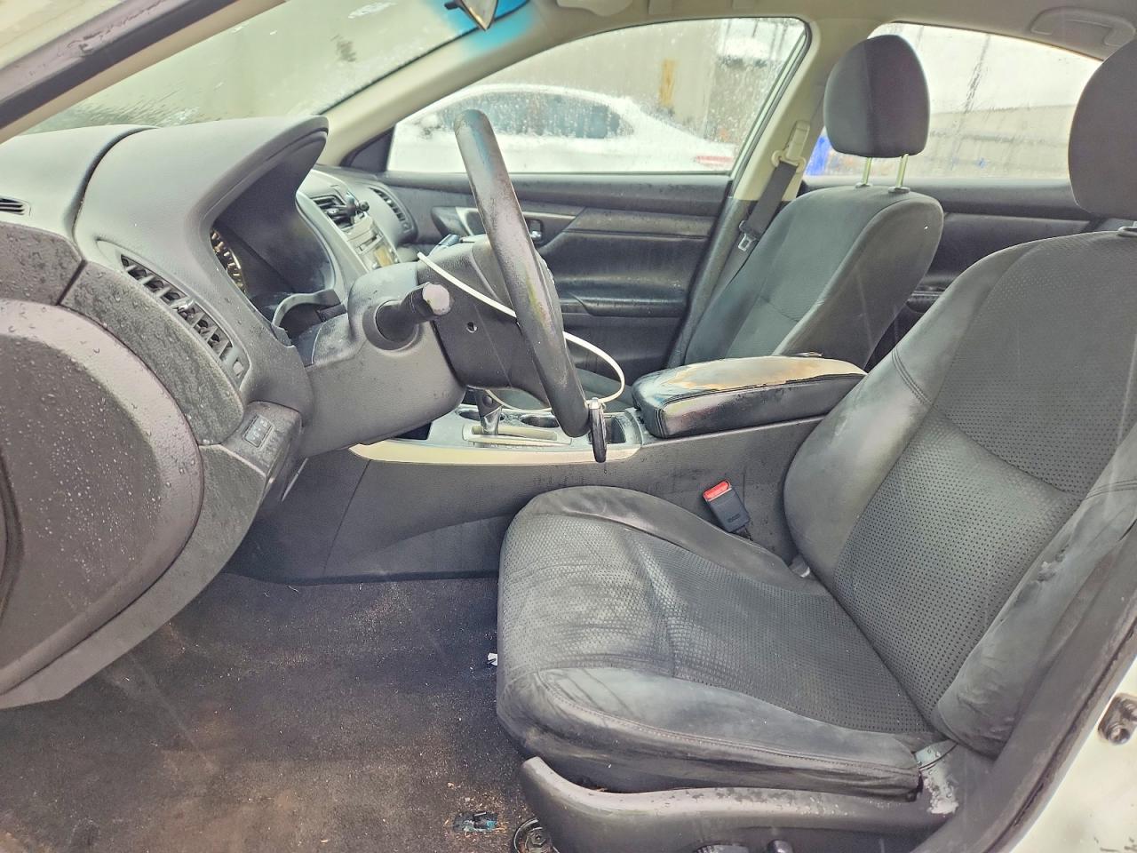 2015 Nissan Altima 2.5 S - Image 7