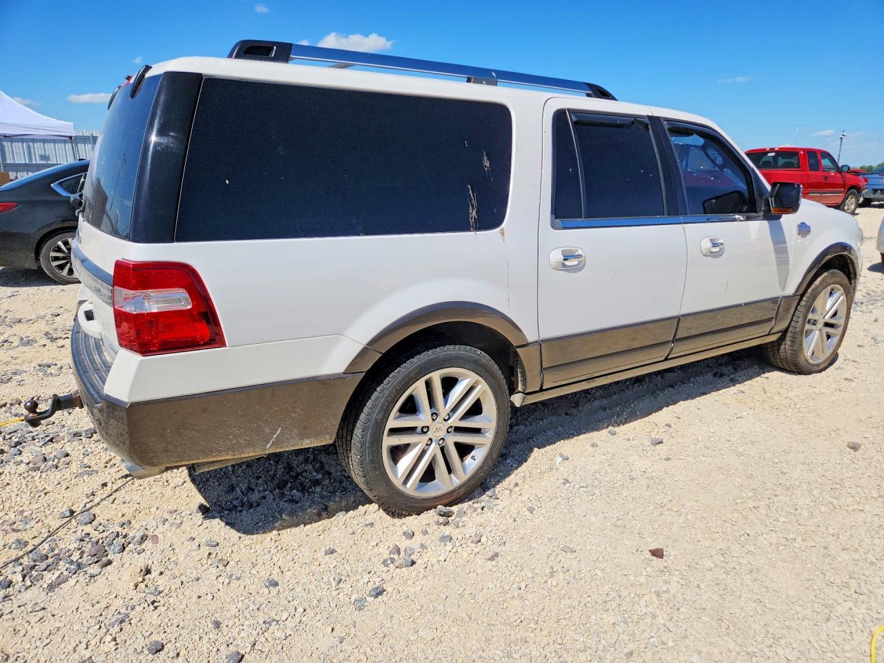 2016 Ford Expedition El Xlt - Image 3