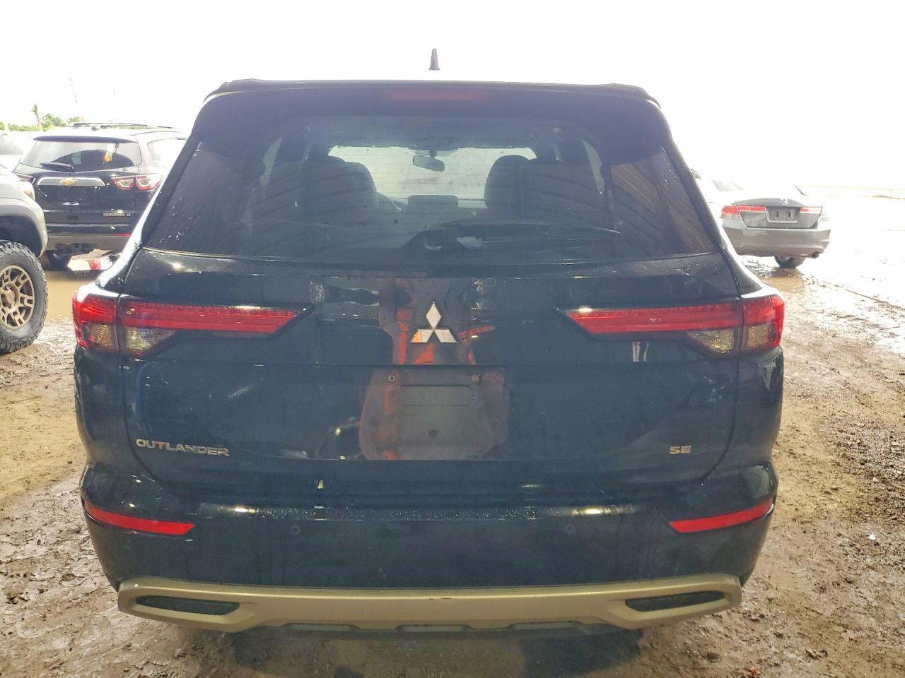 2024 Mitsubishi Outlander Se - Image 6