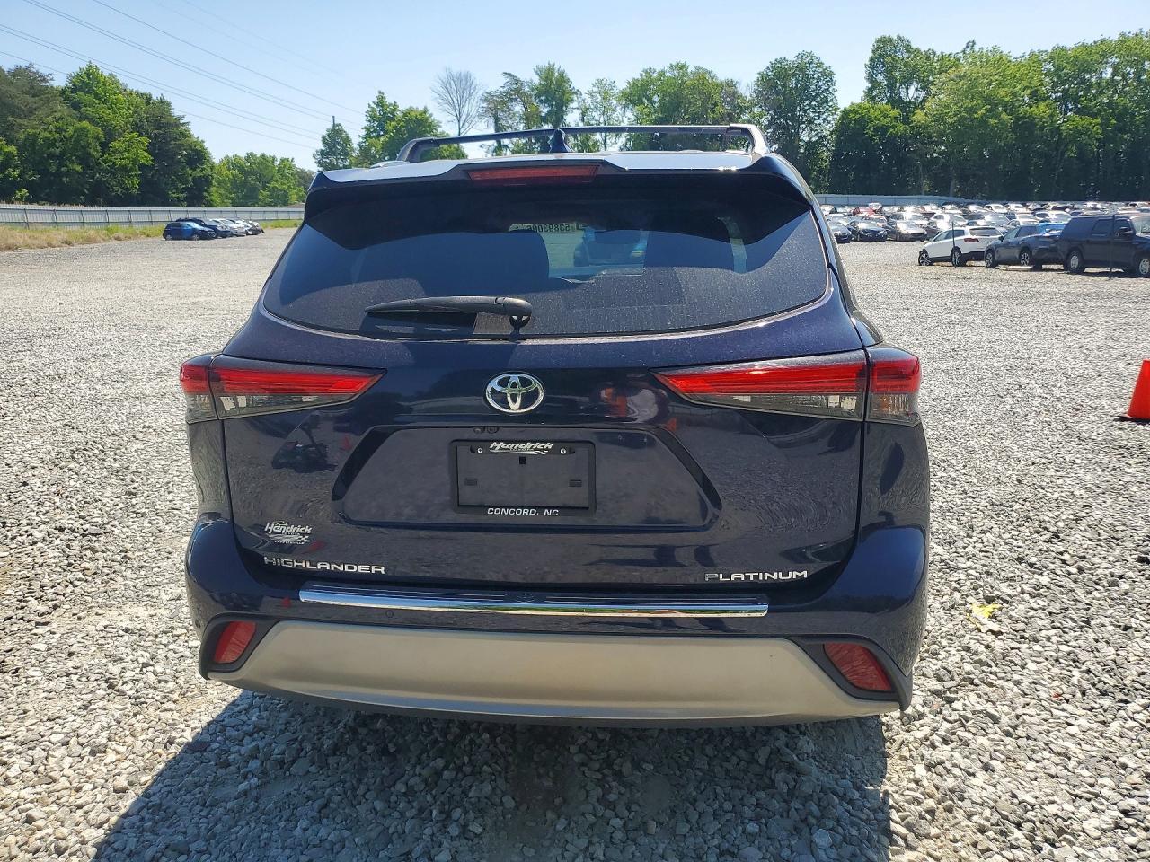 2023 Toyota Highlander Platinum - Фото 6