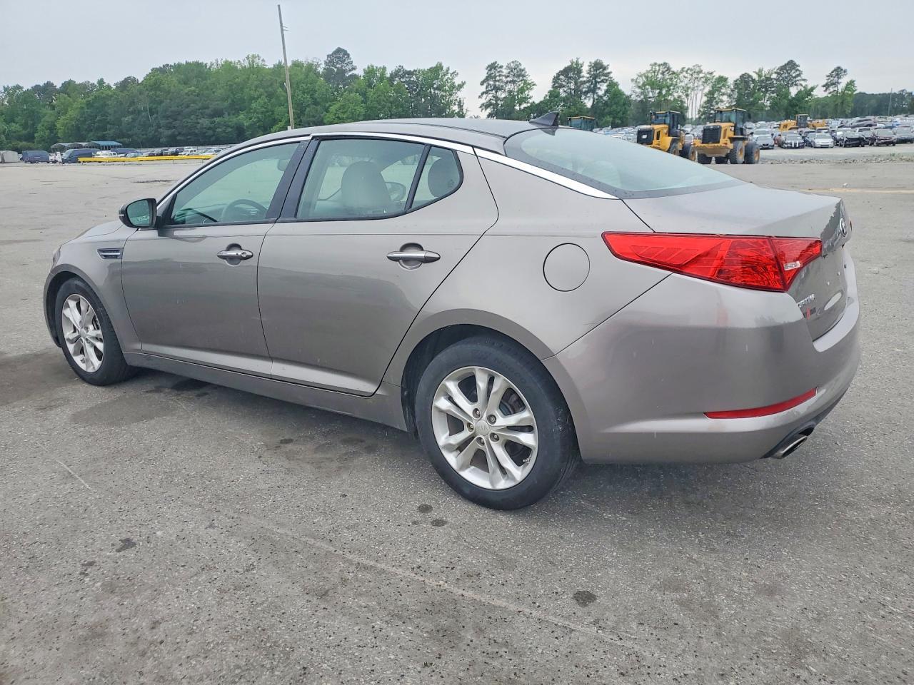 2013 Kia Optima Ex - Image 2