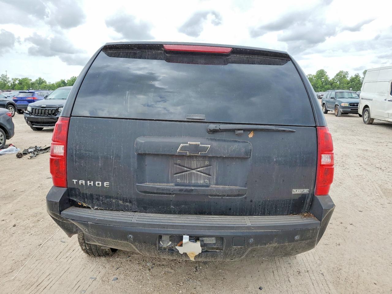 2008 Chevrolet Tahoe C1500 - Фото 6