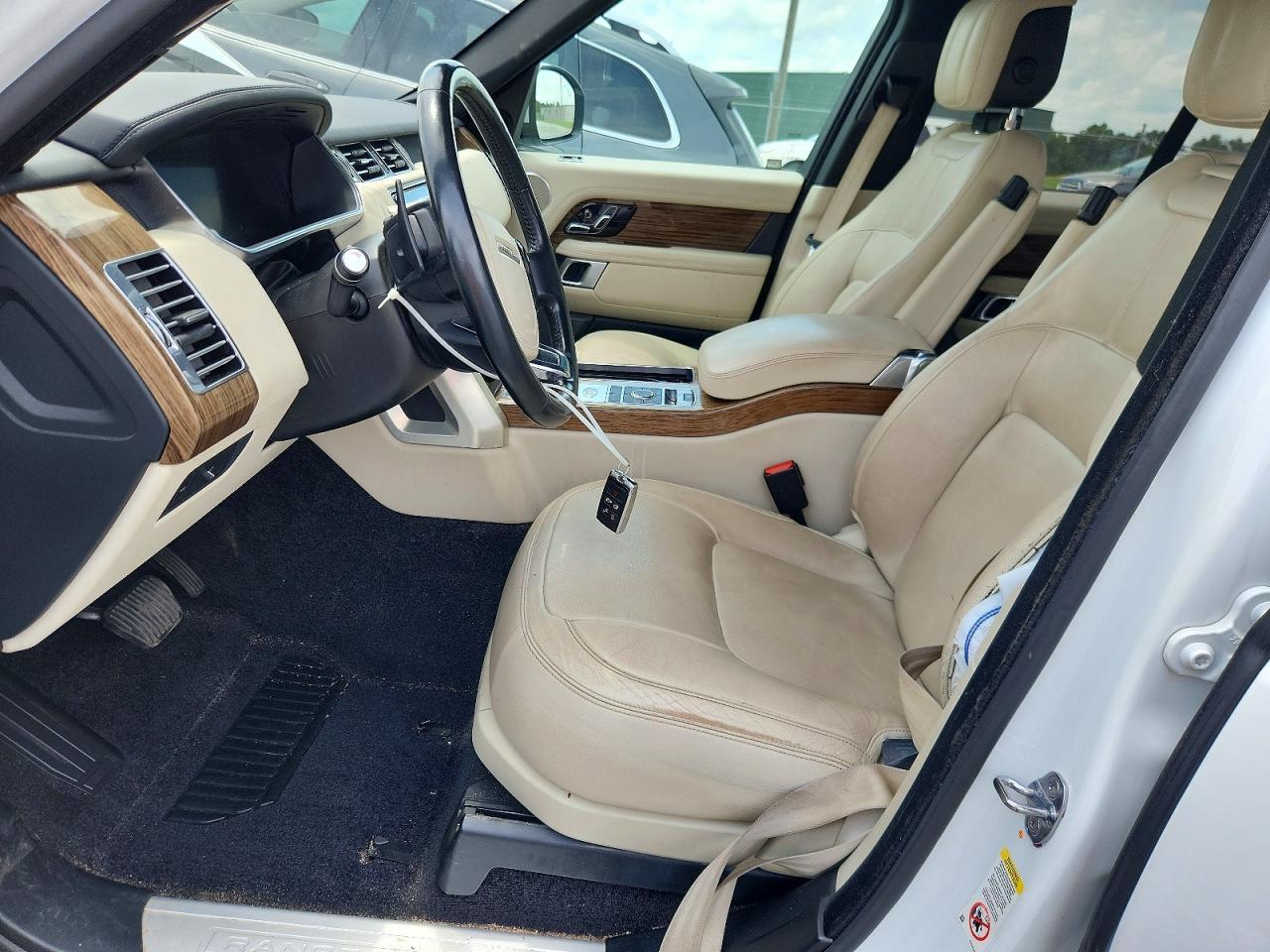 2019 Land Rover Range Rover - Image 7