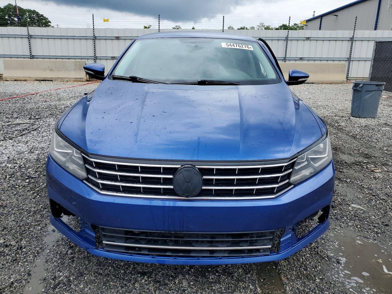 2017 Volkswagen Passat S - Image 5