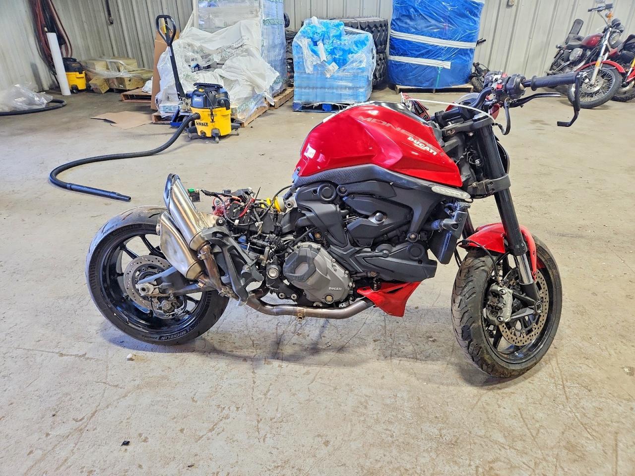 2024 Ducati Monster