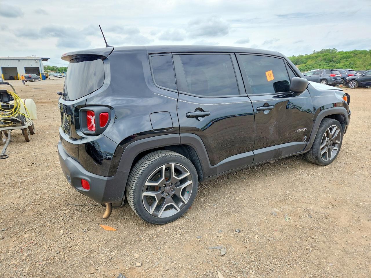 2020 Jeep Renegade Sport - Фото 3