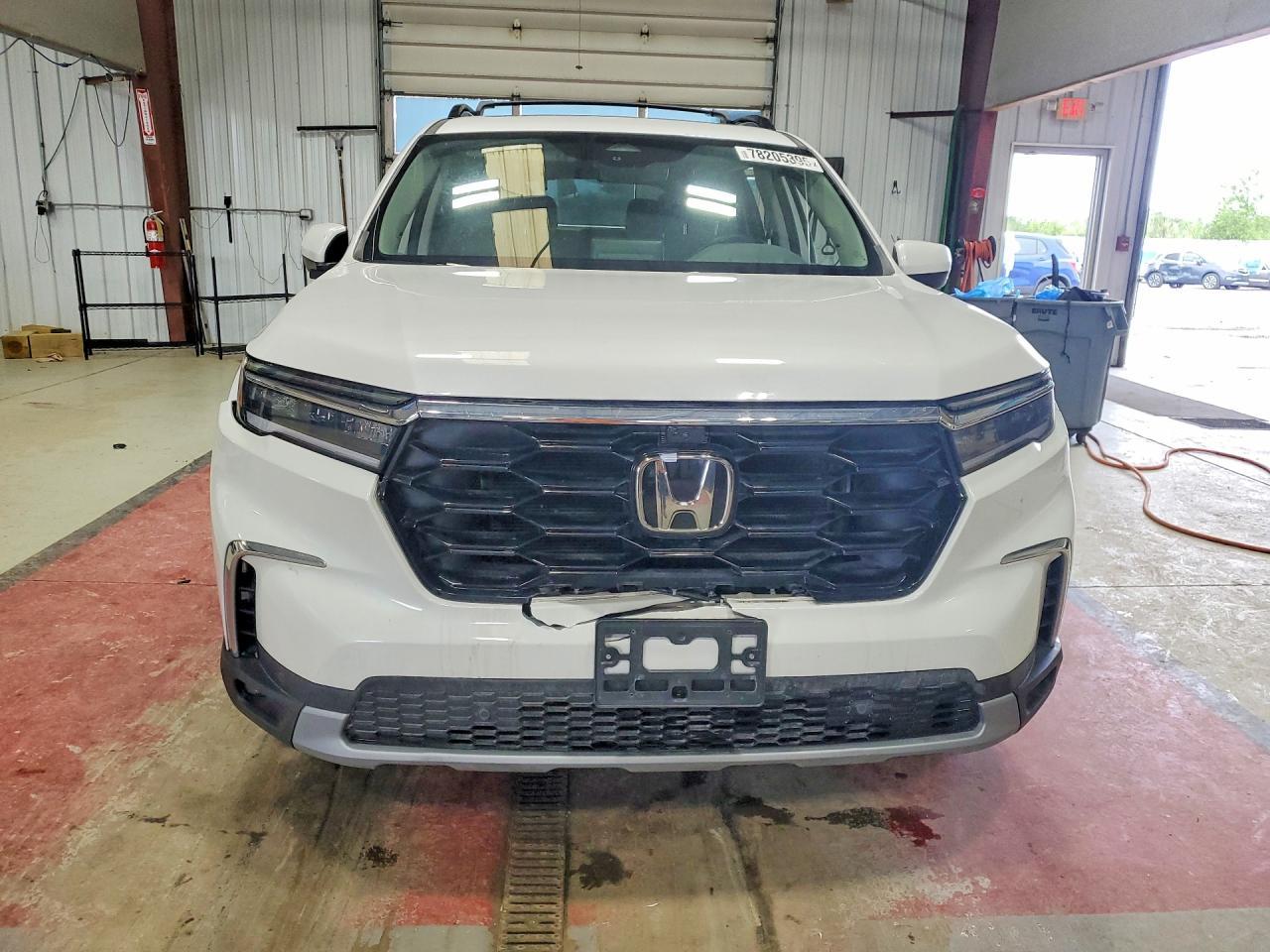 2025 Honda Pilot Elite - Image 5