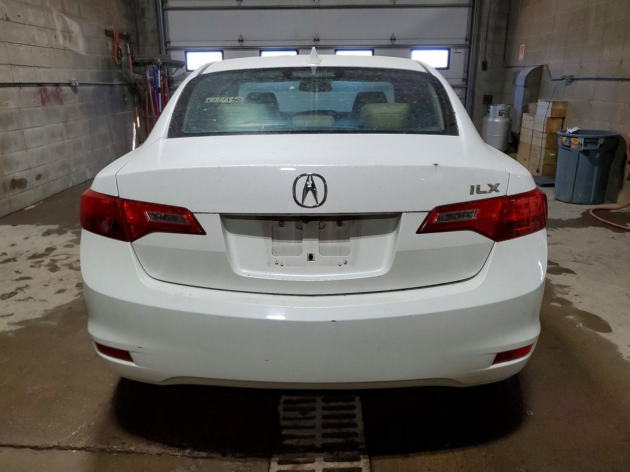 2013 Acura Ilx 20 Premium - Image 6