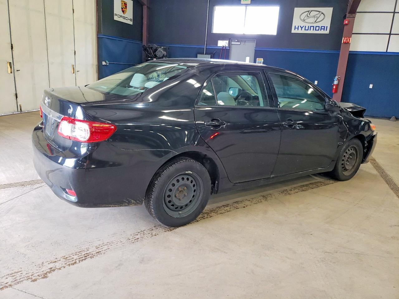 2011 Toyota Corolla Le - Фото 3
