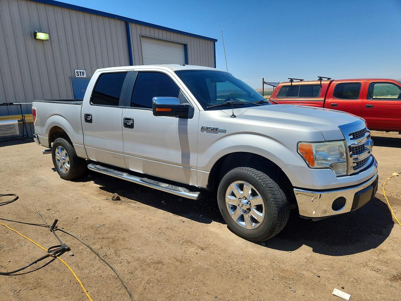 2014 Ford F150 - Фото 4