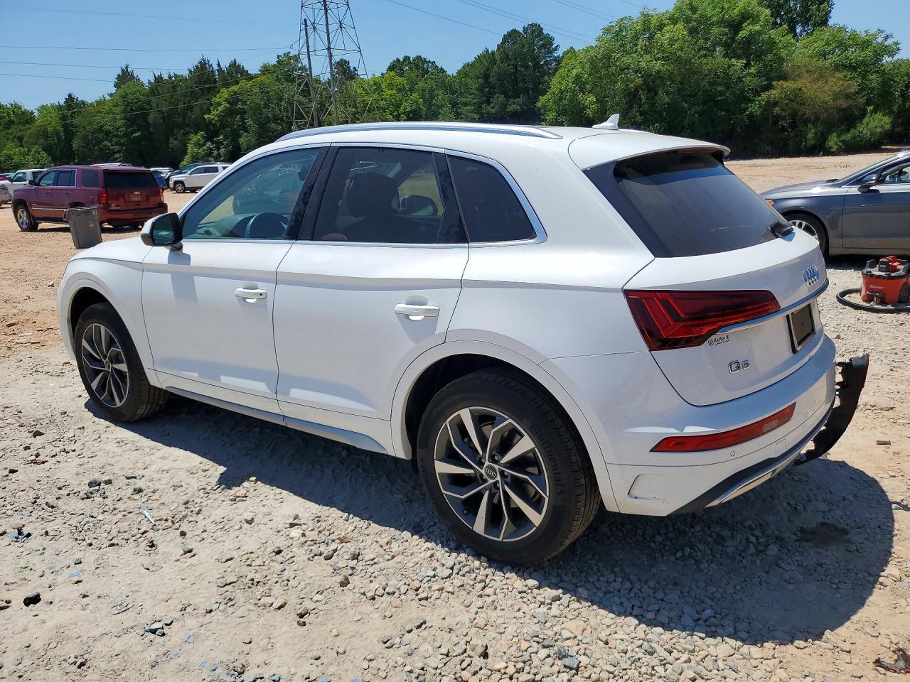 2021 Audi Q5 Premium - Фото 2