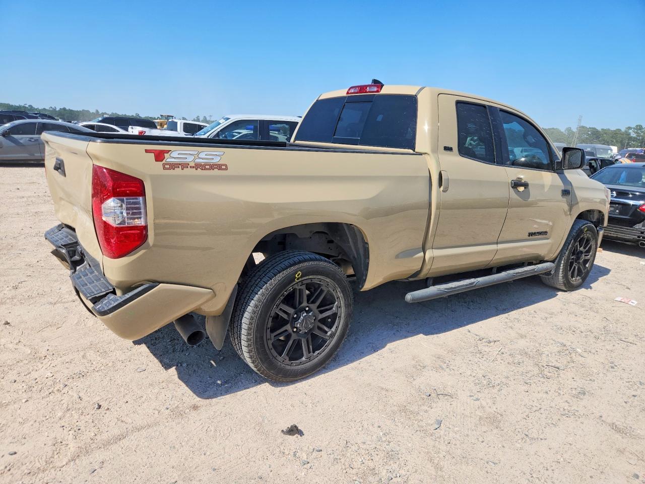 2020 Toyota Tundra - Image 3