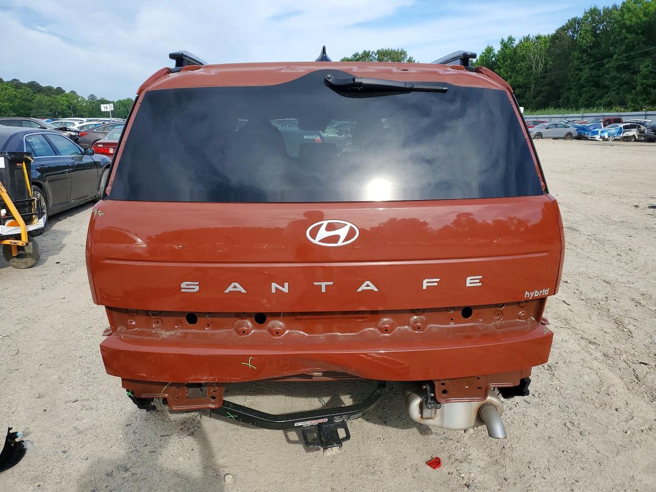 2025 Hyundai Santa Fe Limited - Image 6
