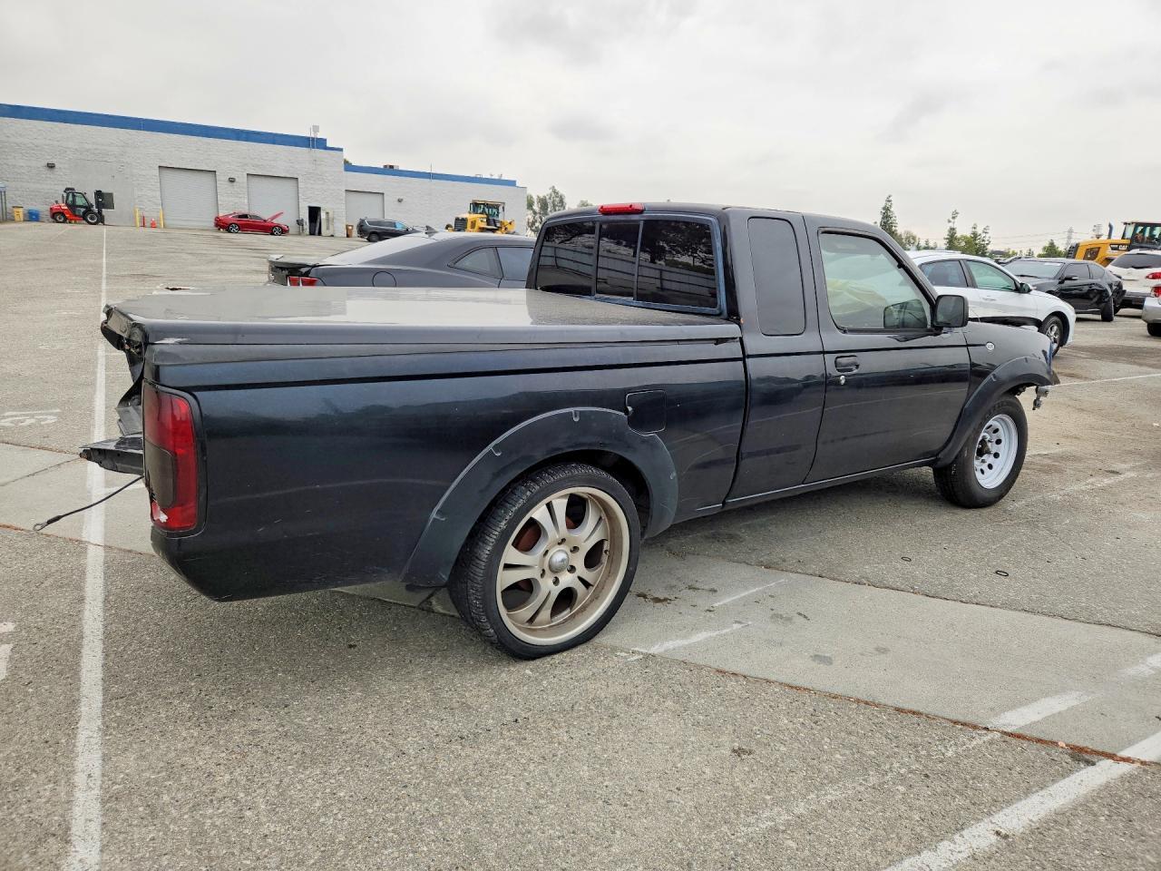 2001 Nissan Frontier King Cab Xe - Фото 3