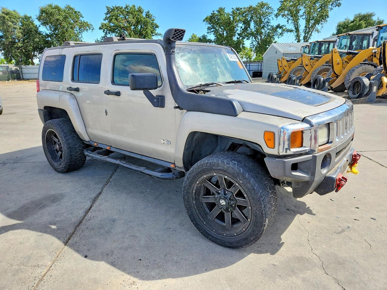2009 Hummer H3 - Image 4