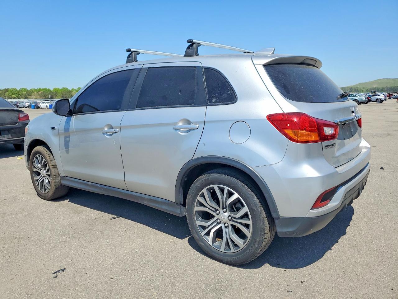 2018 Mitsubishi Outlander Sport Es - Фото 2
