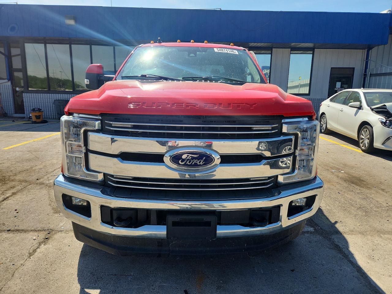2019 Ford F350 Super Duty - Фото 5