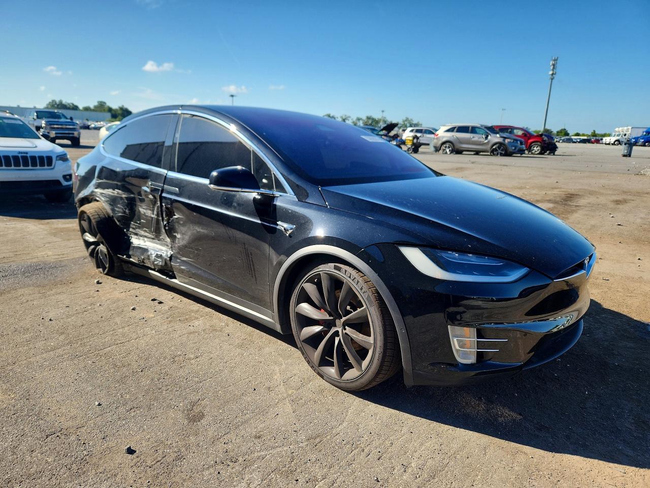 2018 Tesla Model X - Image 4