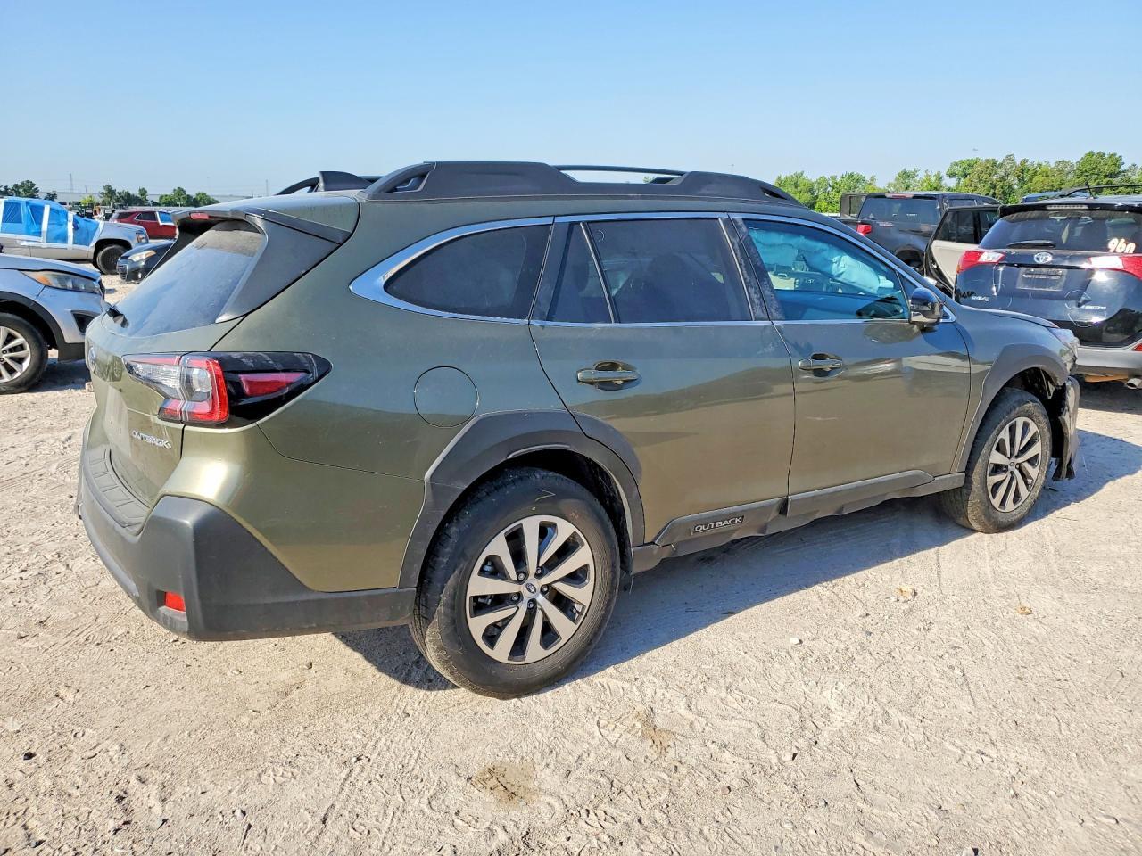 2025 Subaru Outback Premium - Фото 3