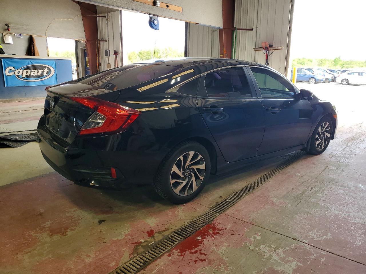 2017 Honda Civic Ex - Фото 3