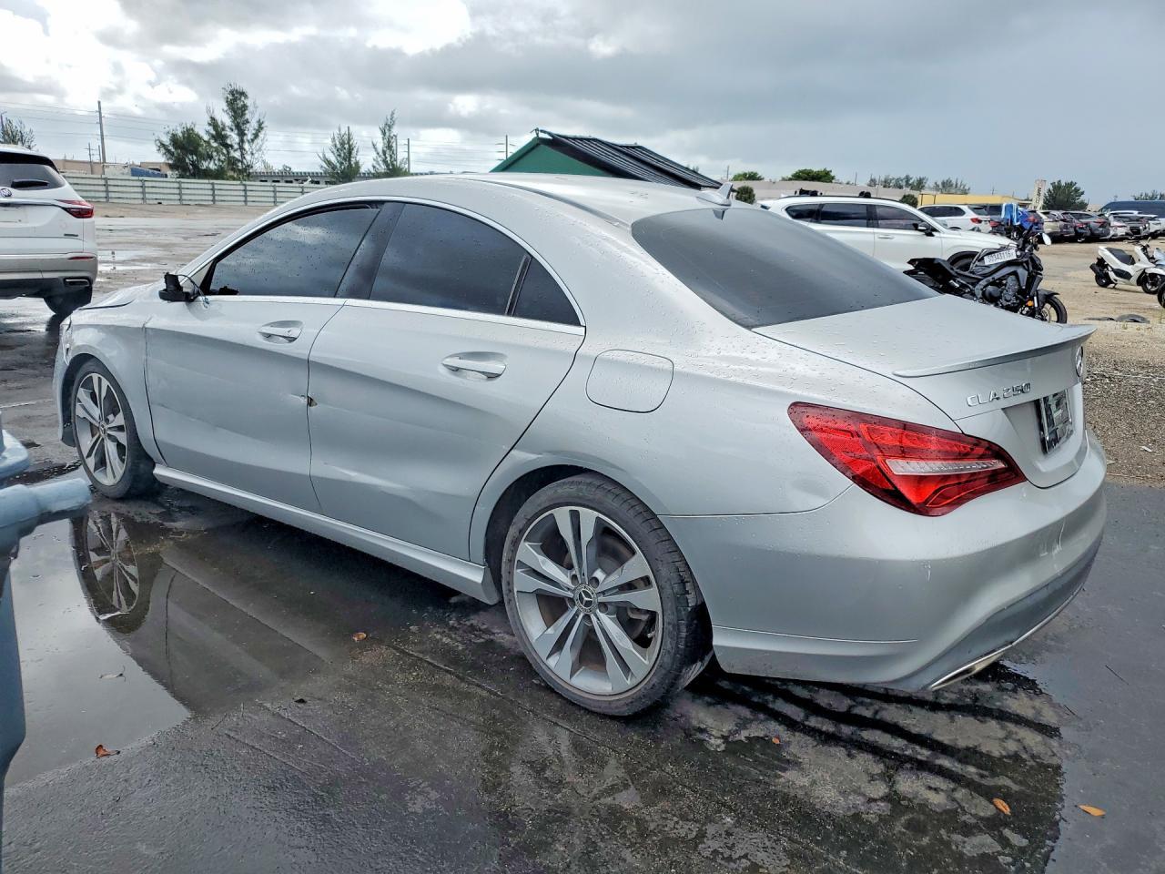 2019 Mercedes-Benz Cla 250 - Image 2