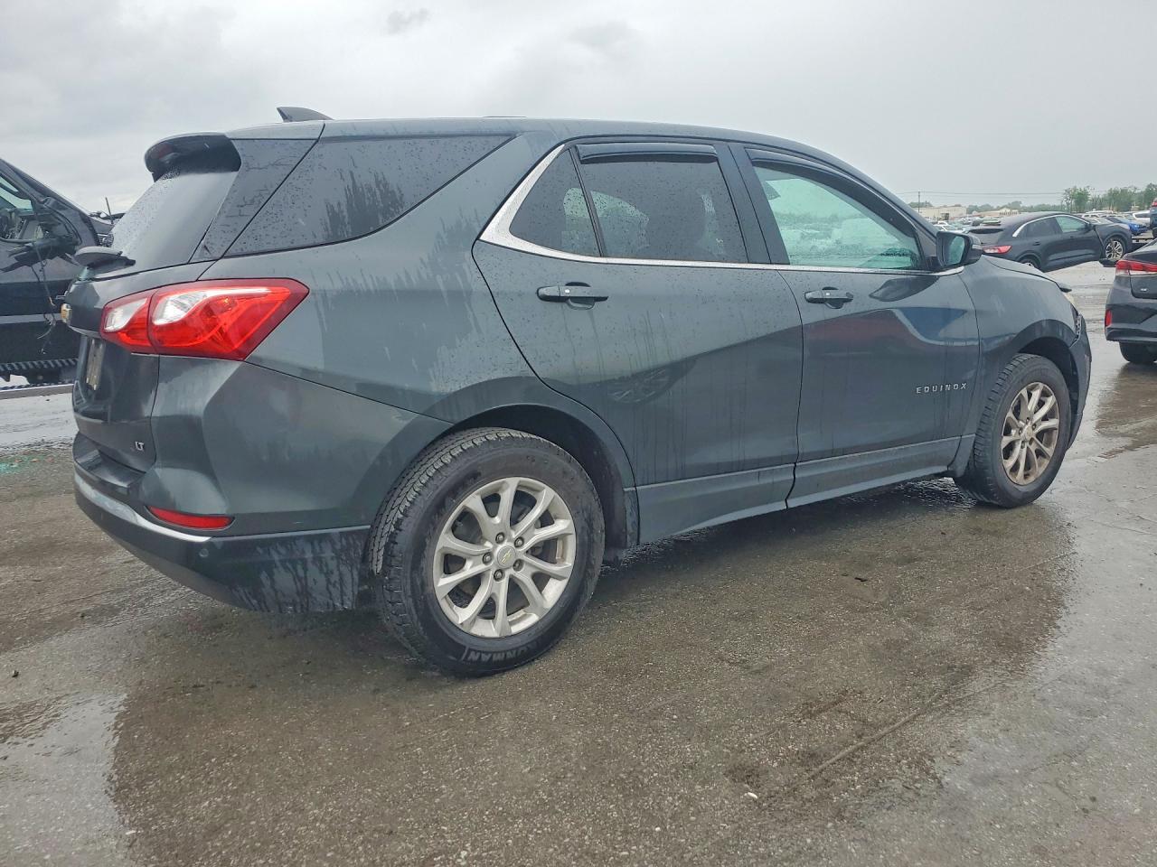 2018 Chevrolet Equinox Lt - Image 3