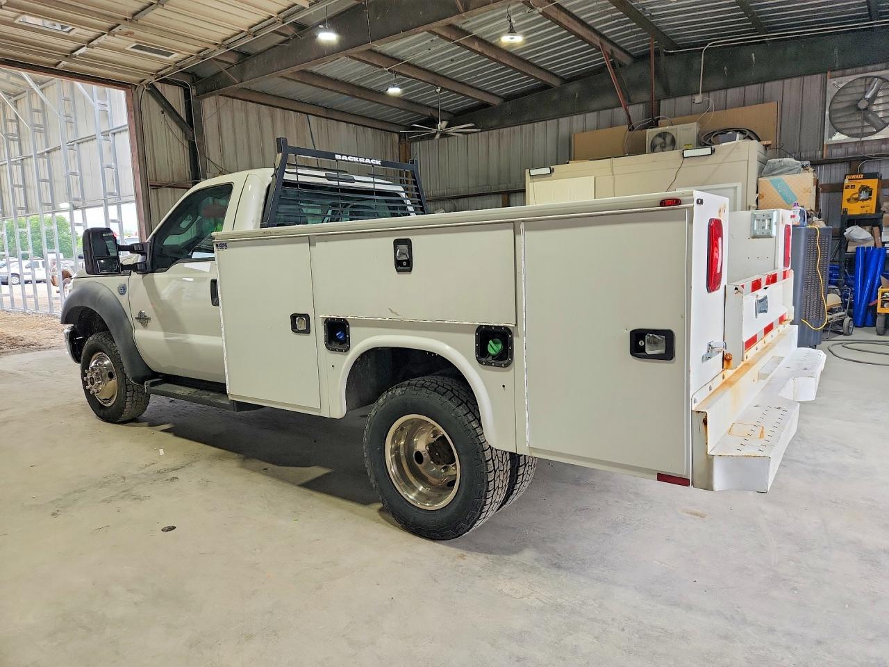 2015 Ford F350 Super - Image 2