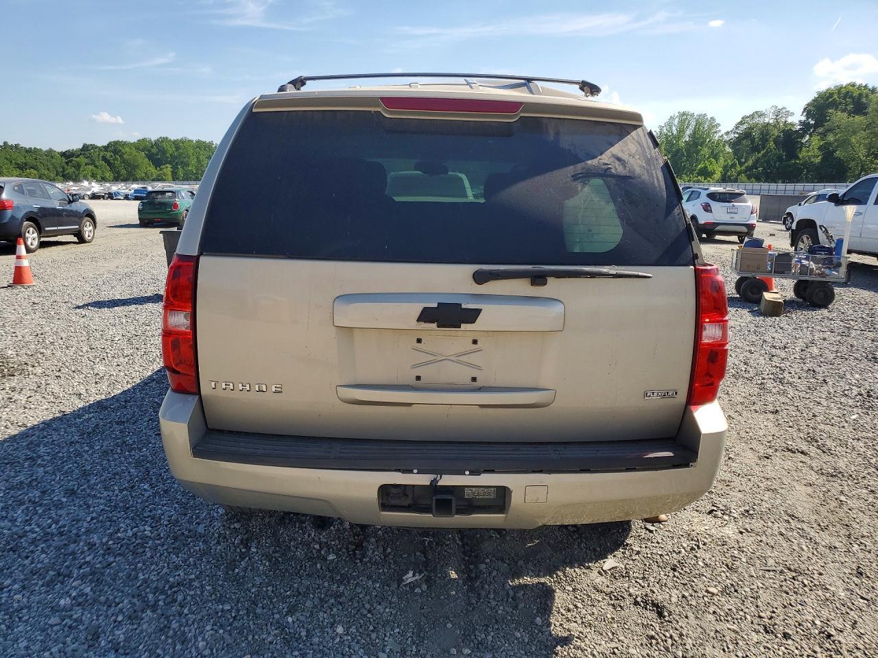 2011 Chevrolet Tahoe K1500 Ls - Фото 6