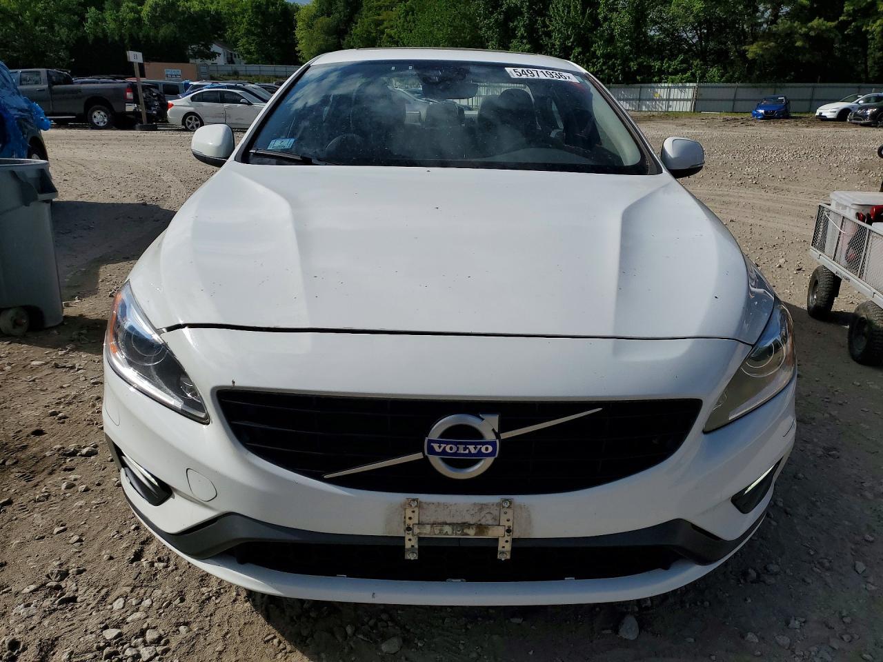 2018 Volvo S60 Dynamic - Image 5