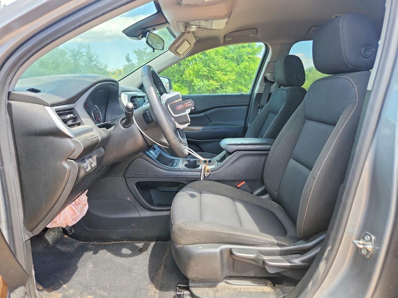 2023 GMC Acadia Sle - Image 7
