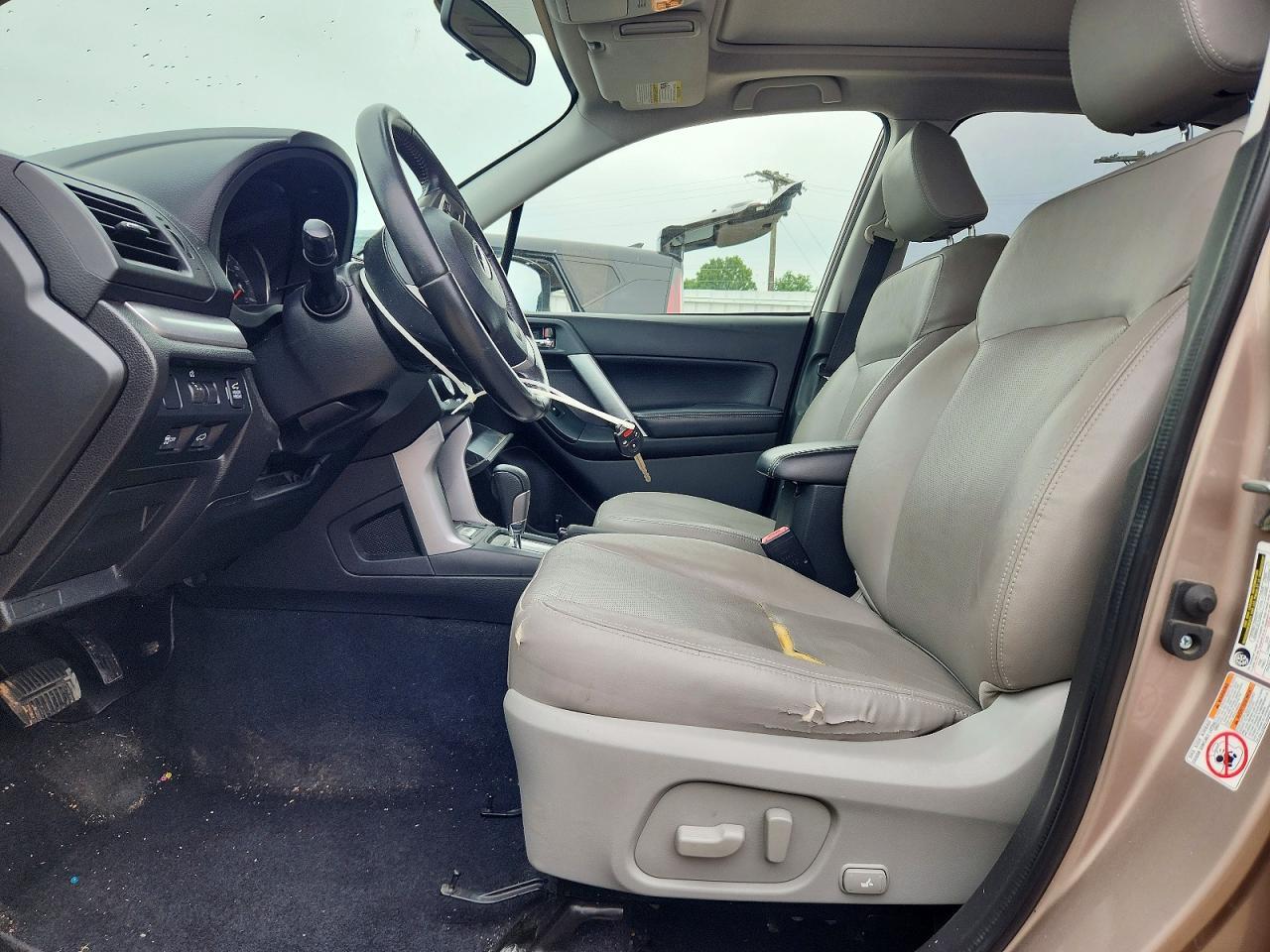 2014 Subaru Forester - Image 7