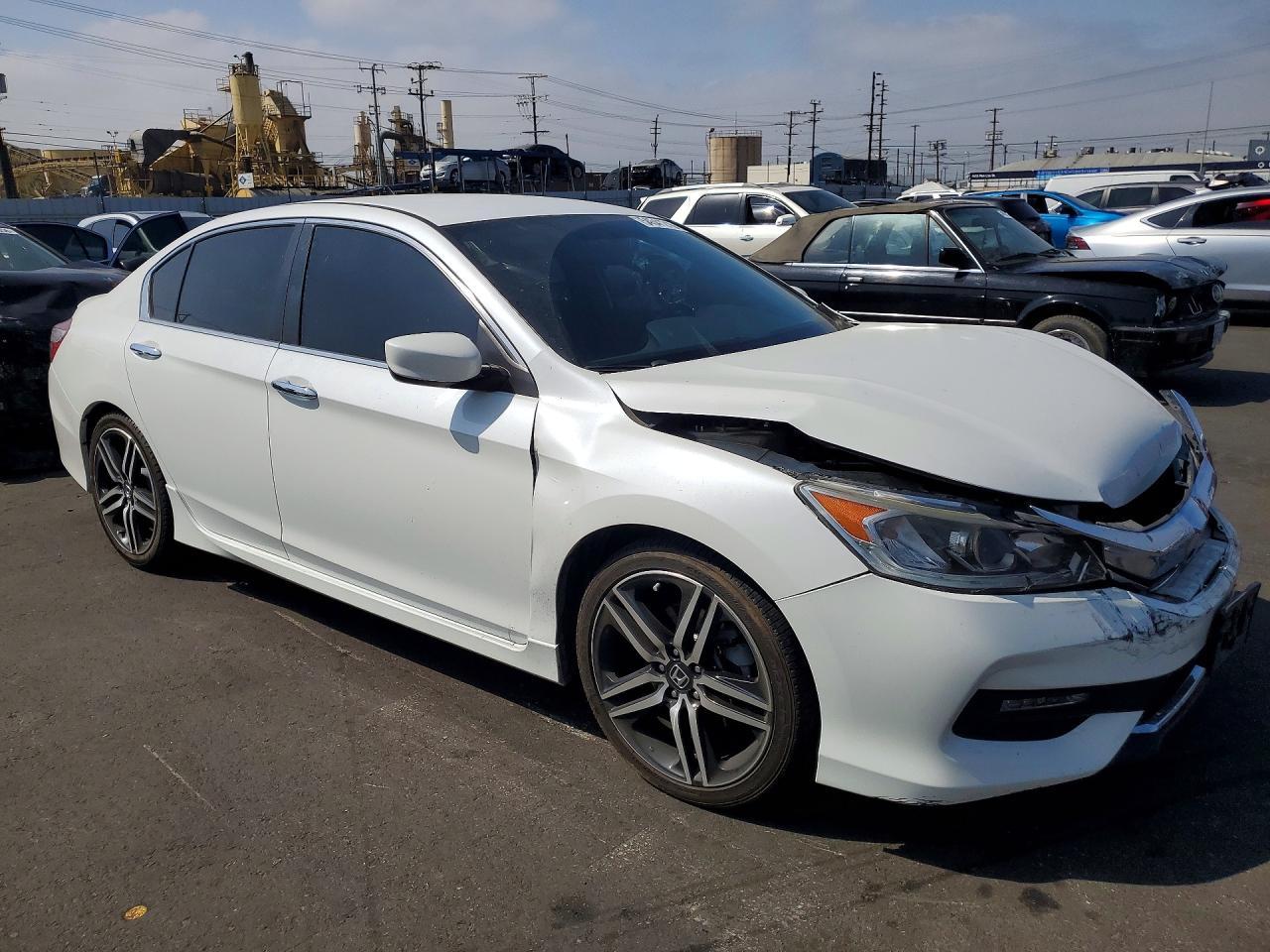 2017 Honda Accord Sport Special Edition - Image 4
