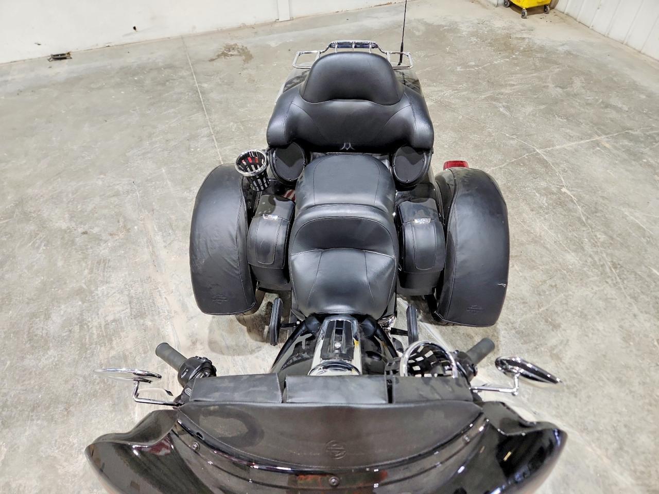 2024 Harley-Davidson Flhtcutg - Фото 5