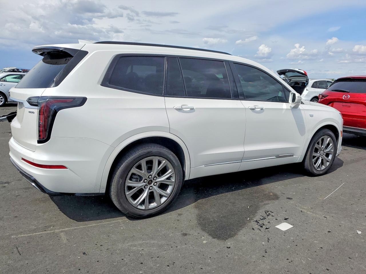 2020 Cadillac Xt6 Sport - Фото 3