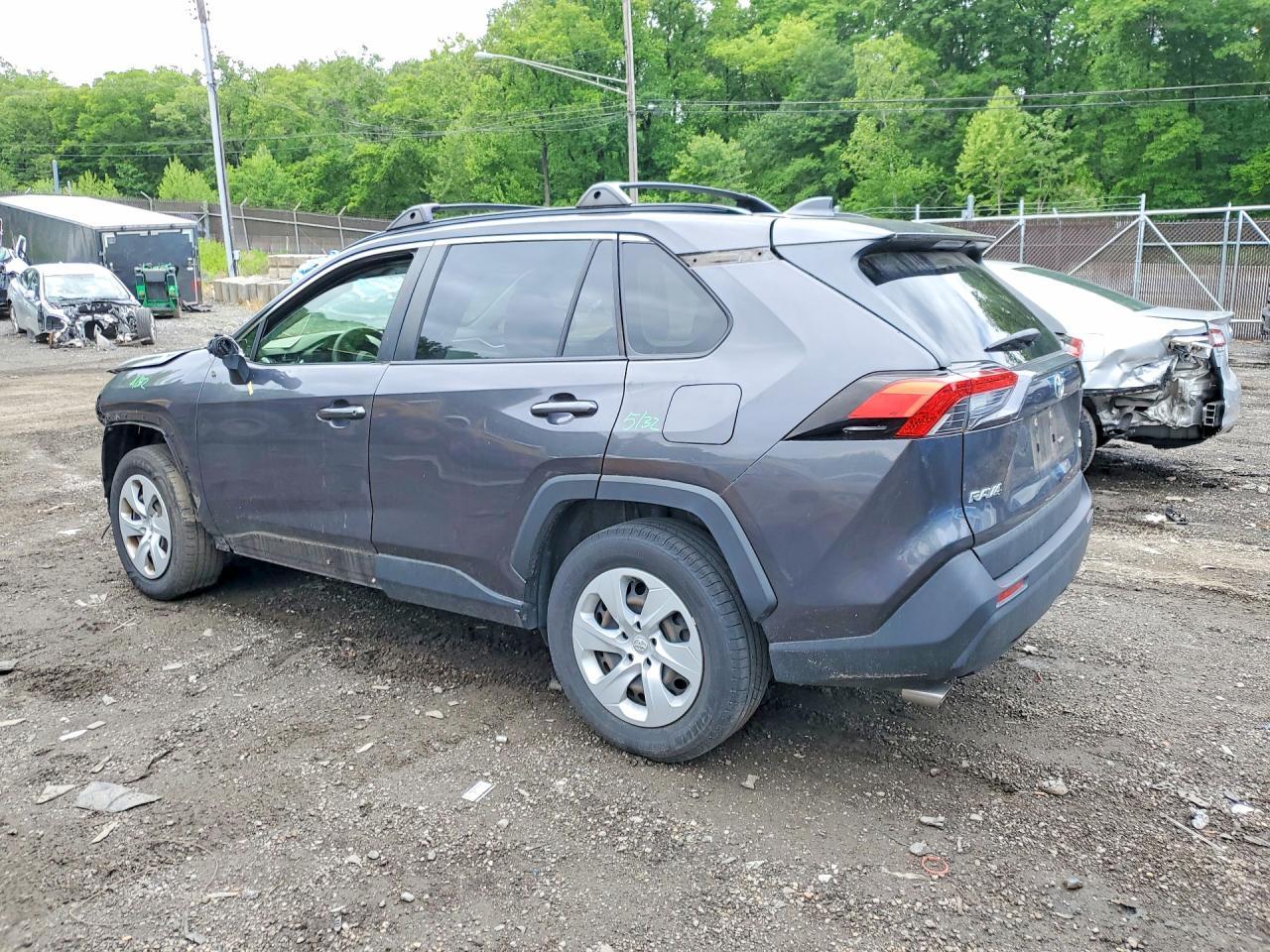 2019 Toyota Rav4 Le - Фото 2