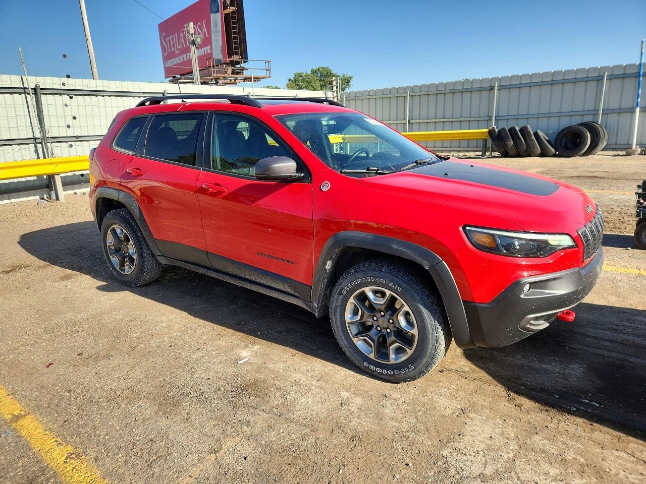 2019 Jeep Cherokee Trailhawk - Image 4
